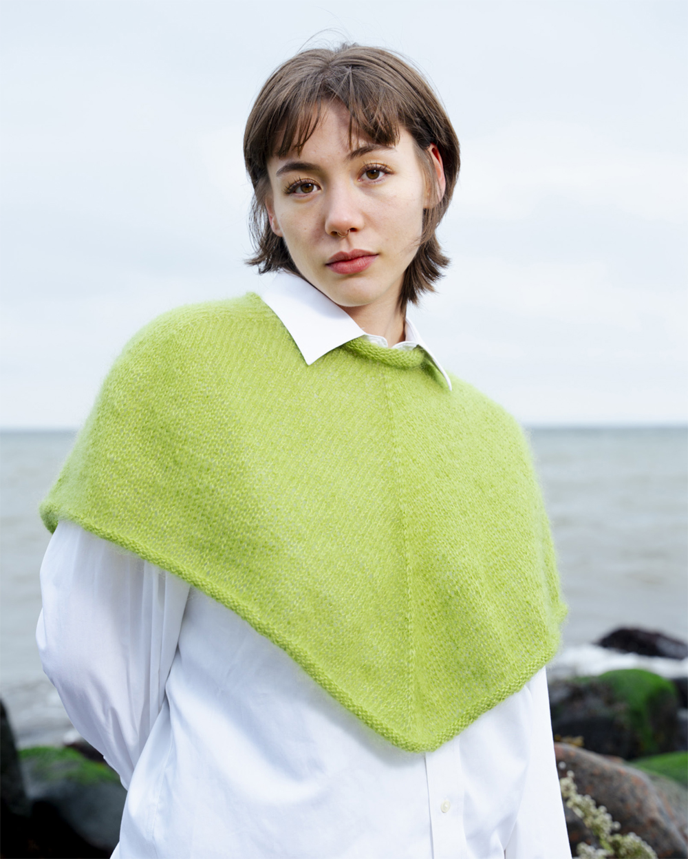 Model 2682 Haru Poncho