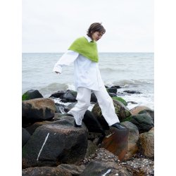 Model 2682 Haru Poncho