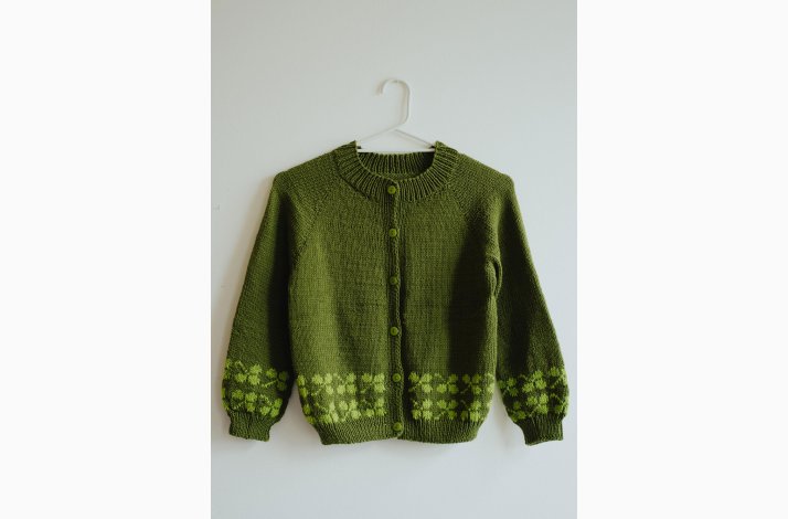 Model 2725 Clover Cardigan Brn Str. (2-12r)
