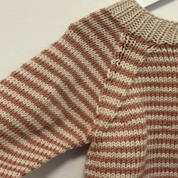 Model 2791 Grundvad baby Sweater